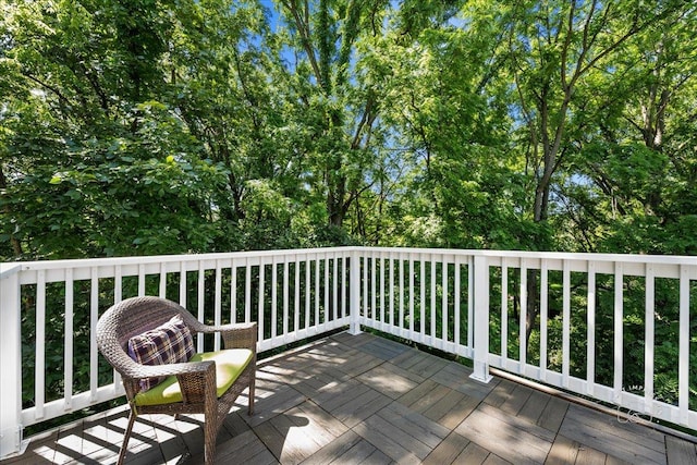 42W285 Retreat Ct Unit 2, Saint Charles, IL 60175 - view of wooden terrace