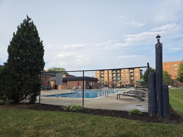 9386 Landings Ln Unit 306, Des Plaines, IL 60016 - view of community pool