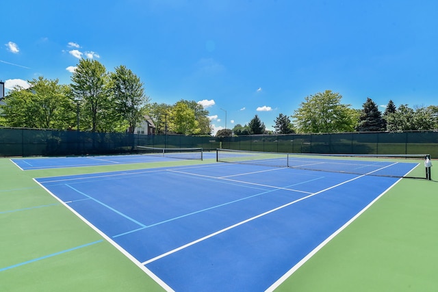 2845 Kendridge Ln, Aurora, IL 60502 - view of tennis court with community basketball court