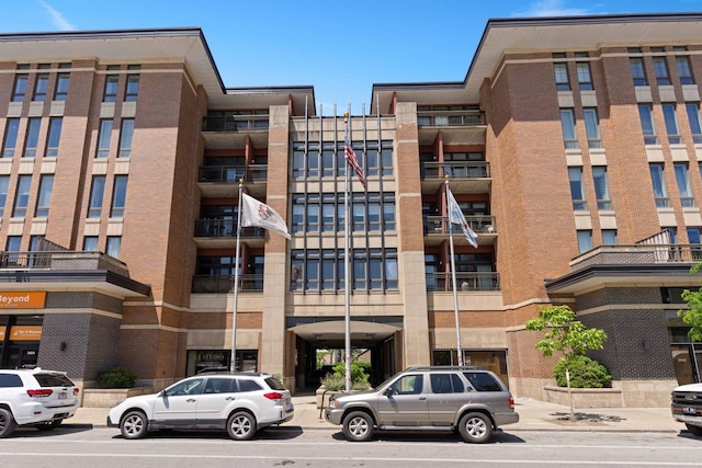 3450 S Halsted St Unit 402, Chicago, IL 60608 - photo 1