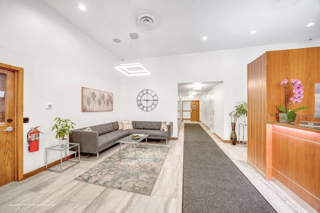 6325 N Sheridan Rd Unit 1903, Chicago, IL 60660 - living area featuring baseboards