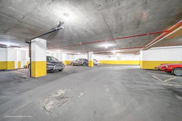 6325 N Sheridan Rd Unit 1903, Chicago, IL 60660 - view of parking garage