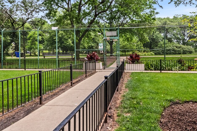 5455 N Sheridan Rd Unit 3203, Chicago, IL 60640 - view of property's community with a gate