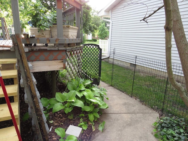 510 7th St, Mazon, IL 60444 - view of patio / terrace