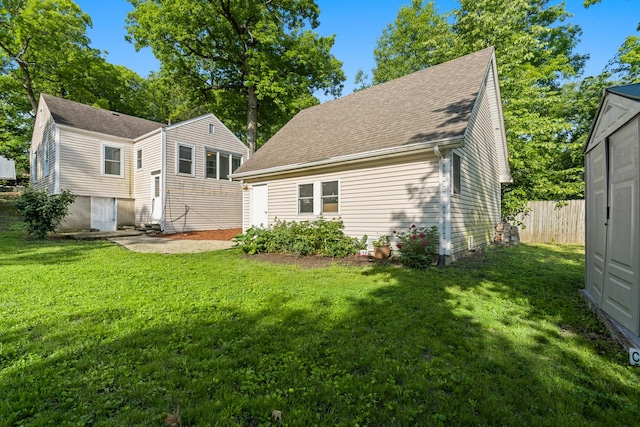 21276 W Arbor Ln, Lake Zurich, IL 60047 - back of property with a shingled roof