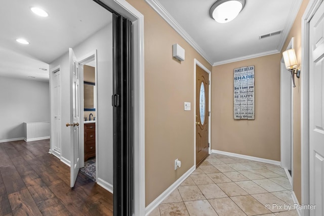 1425 N River Rd, Mchenry, IL 60051 - foyer entrance featuring crown molding and recessed lighting