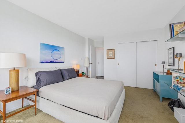 3900 N Lake Shore Dr Unit 7C, Chicago, IL 60613 - bedroom with a closet and light colored carpet