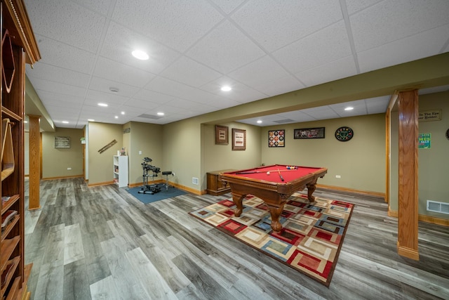 990 Fox Trail Ln, Somonauk, IL 60552 - playroom featuring wood finished floors, a drop ceiling, billiards, and recessed lighting