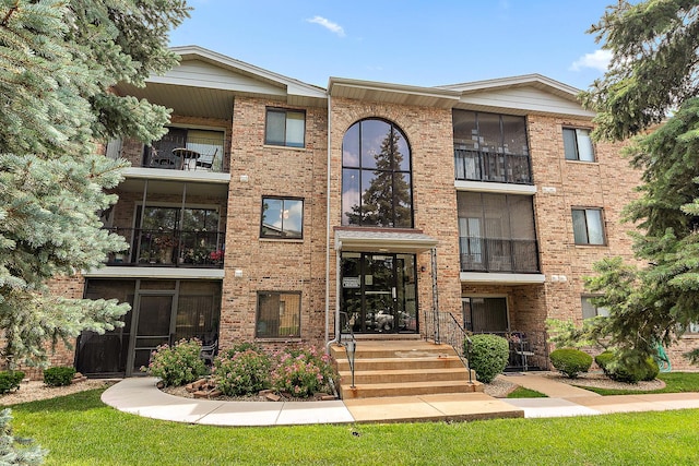 13308 W Circle Dr Unit 105, Crestwood, IL 60418 - photo 1