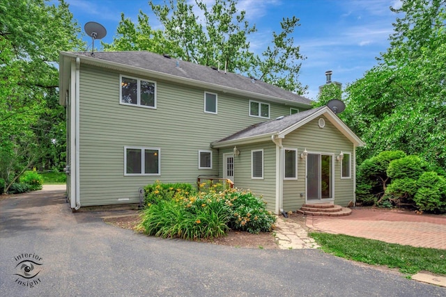 352 Rye Rd, Mundelein, IL 60060 - view of front of home
