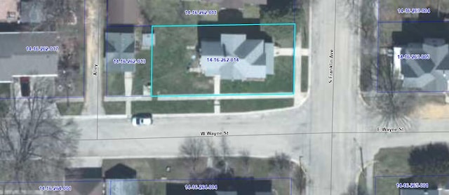 415 S Franklin Ave, Polo, IL 61064 - aerial view of property's location with property boundaries highlighted