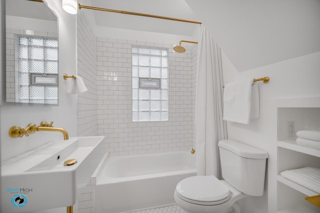 1659 N Francisco Ave, Chicago, IL 60647 - bathroom featuring toilet and shower / bath combination with curtain