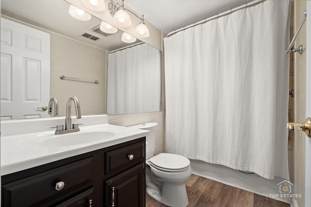 1 Renaissance Pl Unit 1121, Palatine, IL 60067 - full bath featuring vanity, wood finished floors, and shower / tub combo