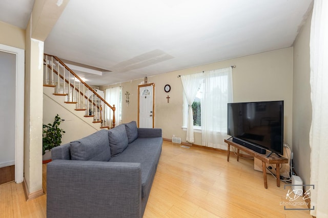 7910 W Wellington Ave, Elmwood Park, IL 60707 - photo 2