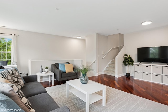 926 Bromley Pl, Northbrook, IL 60062 - living area with wood finished floors and stairway