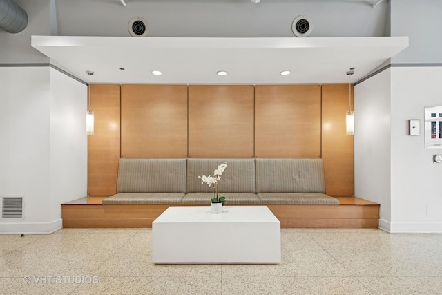 212 E Cullerton St Unit Ph06, Chicago, IL 60616 - building lobby featuring recessed lighting