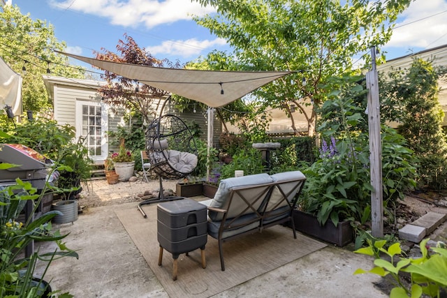 2119 N Karlov Ave, Chicago, IL 60639 - view of patio / terrace