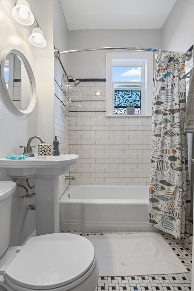 2119 N Karlov Ave, Chicago, IL 60639 - bathroom with toilet and shower / bath combination with curtain