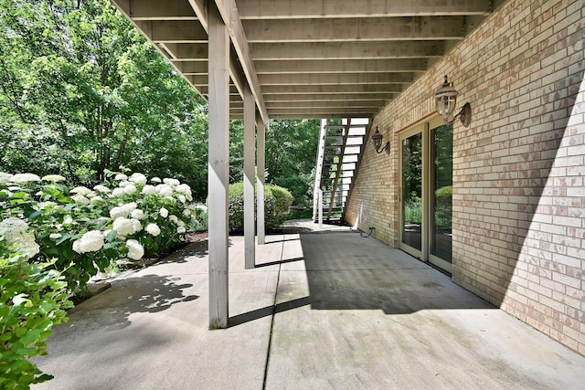 121 Rose Dr, Bloomingdale, IL 60108 - view of patio / terrace