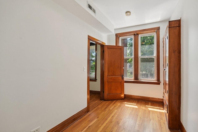 2638 W Rice St Unit 2S, Chicago, IL 60622 - unfurnished room with baseboards and light wood finished floors
