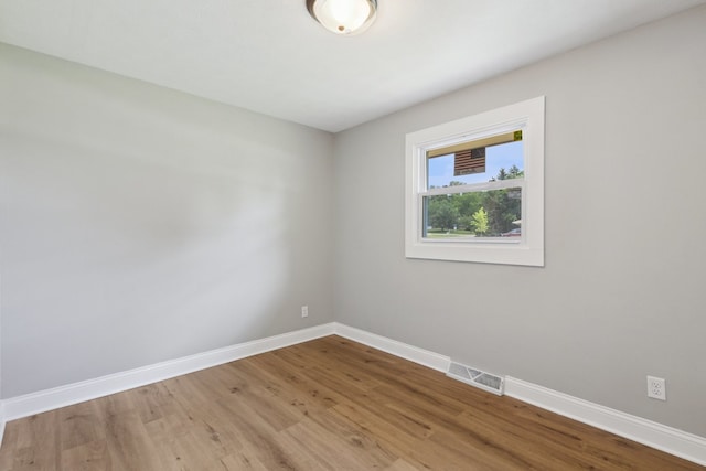 6282 Schaumburg Ln, Roscoe, IL 61073 - spare room featuring light wood-type flooring