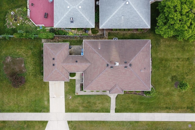 900 Merton Ave, Waukegan, IL 60087 - photo 32