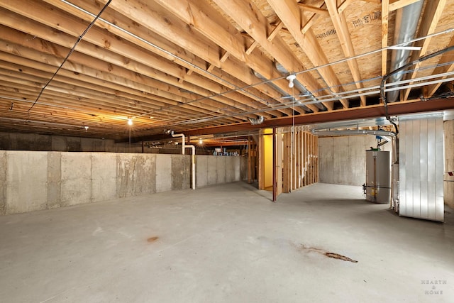 10961 Preston Pkwy, Huntley, IL 60142 - unfinished basement featuring gas water heater