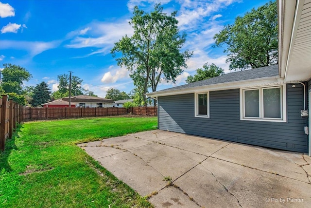 206 N Broadview Ave, Lombard, IL 60148 - fenced backyard with a patio area