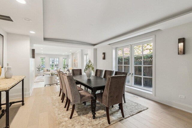 579 W Hawthorne Pl, Chicago, IL 60657 - photo 12