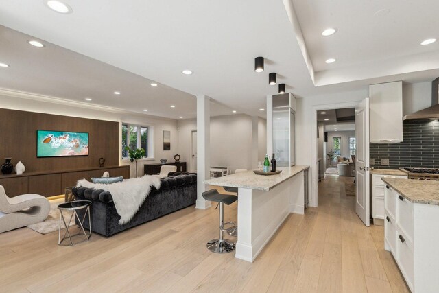 579 W Hawthorne Pl, Chicago, IL 60657 - photo 17