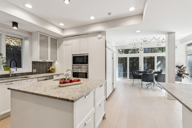 579 W Hawthorne Pl, Chicago, IL 60657 - photo 23