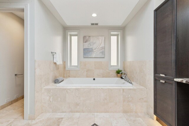 579 W Hawthorne Pl, Chicago, IL 60657 - photo 39
