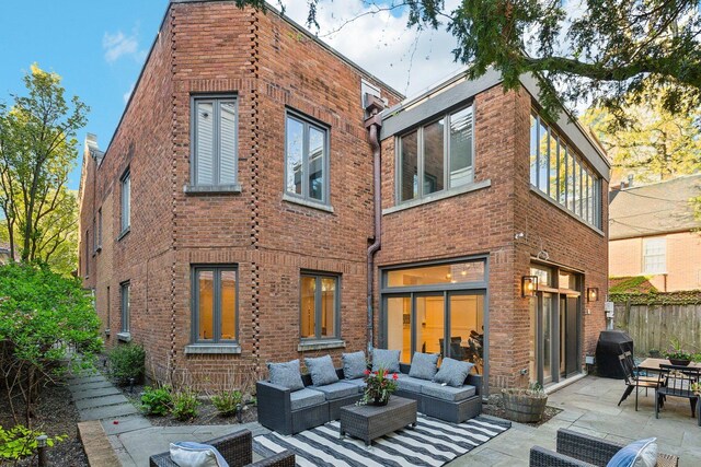 579 W Hawthorne Pl, Chicago, IL 60657 - photo 53
