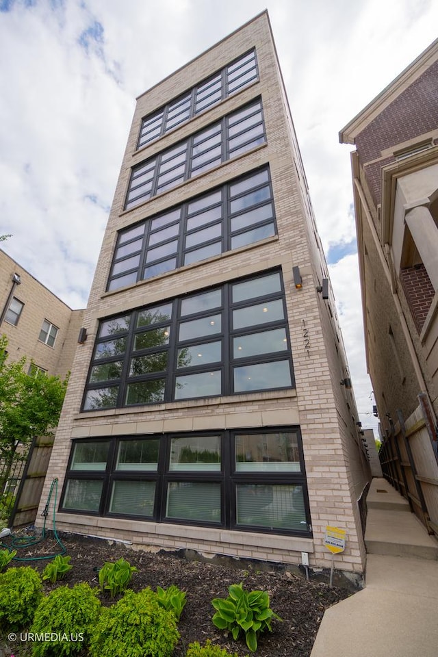 1221 E 46th St Unit 1, Chicago, IL 60653 - view of property