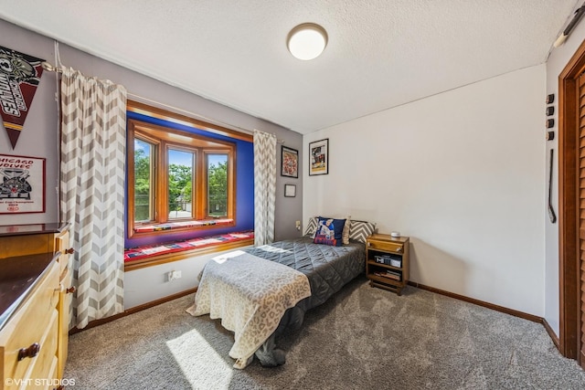 5525 Lee Ave, Downers Grove, IL 60515 - carpeted bedroom featuring baseboards and a textured ceiling
