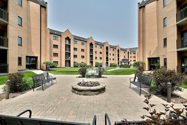 7420 W Lawrence Ave Unit 402, Harwood Heights, IL 60706 - photo 2