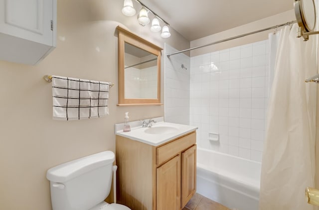 310 Lathrop Ave Unit 411, Forest Park, IL 60130 - full bath with vanity and shower / bath combination with curtain