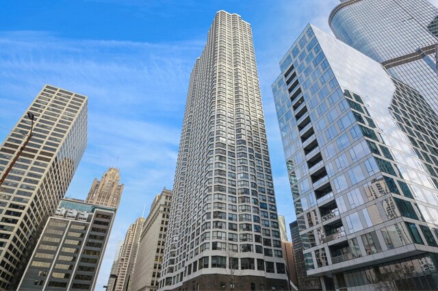 405 N Wabash Ave Unit 3611, Chicago, IL 60611 - view of building exterior with a view of city