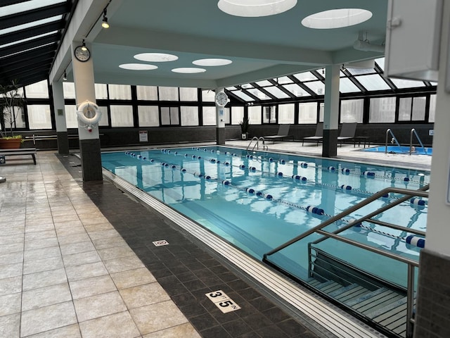 405 N Wabash Ave Unit 3611, Chicago, IL 60611 - view of indoor pool