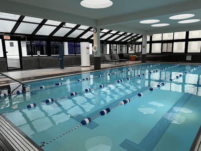 405 N Wabash Ave Unit 3611, Chicago, IL 60611 - view of indoor pool