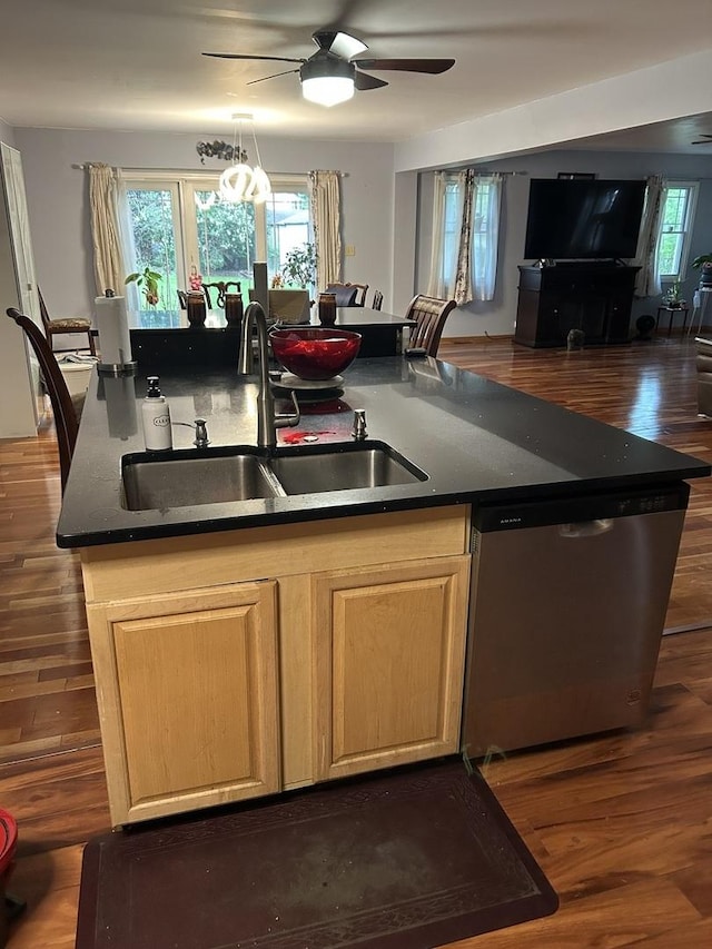 446 S Stratford Ave, Elmhurst, IL 60126 - photo 6