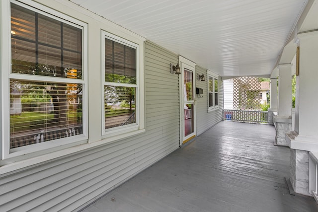 705 Arlington Ct, Champaign, IL 61820 - view of covered porch