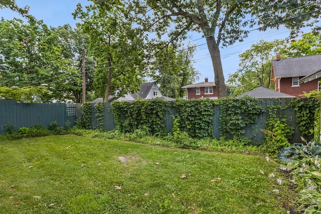 705 Arlington Ct, Champaign, IL 61820 - view of yard