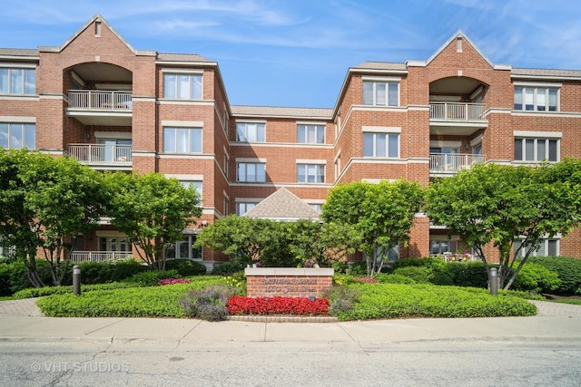 1660 1st St Unit 303, Highland Park, IL 60035 - view of property