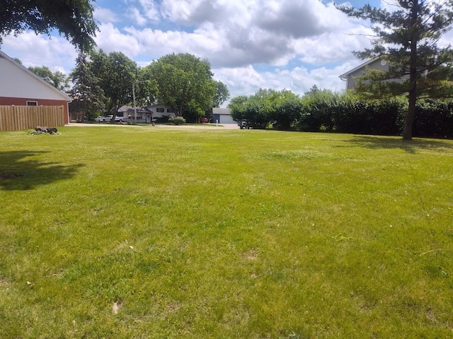 2418 Highland Cir, Lindenhurst, IL 60046 - photo 1