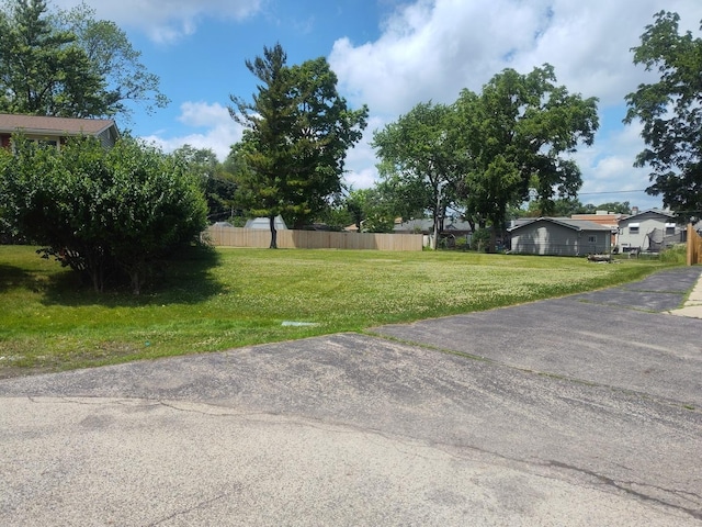 2418 Highland Cir, Lindenhurst, IL 60046 - photo 7