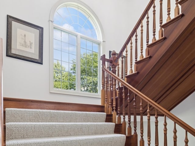 5N113 Burr Rd, Saint Charles, IL 60175 - view of stairway