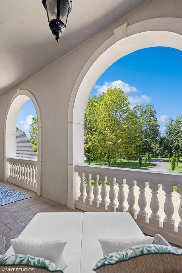 5N113 Burr Rd, Saint Charles, IL 60175 - view of patio / terrace