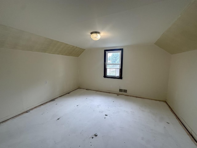 1506 17th Ave, Sterling, IL 61081 - additional living space with lofted ceiling and unfinished concrete flooring