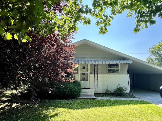 14 N Walnut St, Pesotum, IL 61863 - photo 4